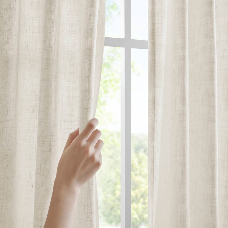 Madison Park Emery 300gsm poly linen with 7 pinch pleat per pc