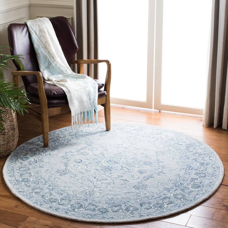 SAFAVIEH Handmade Micro-Loop Torbjorg Wool Rug - 5' Round - Light Blue/Ivory
