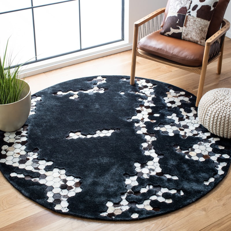 SAFAVIEH Handmade Manhattan Shakti Modern Abstract Silk Rug - 6' Round - Black