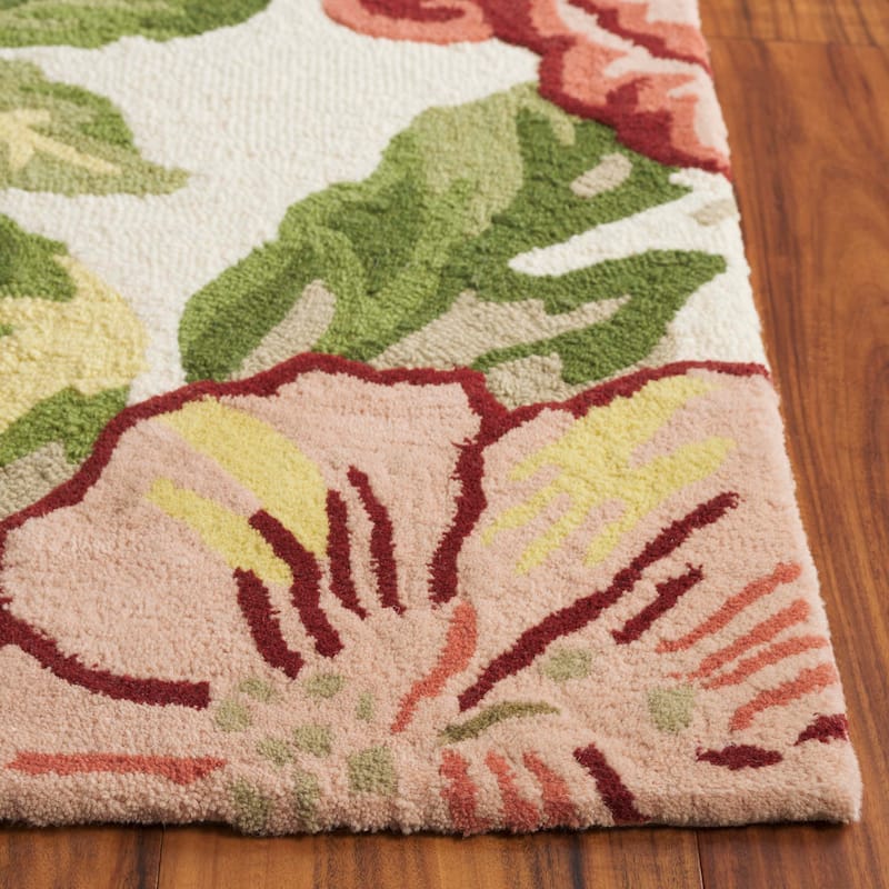 SAFAVIEH Handmade Jardin Hipolita Country Floral Wool Rug