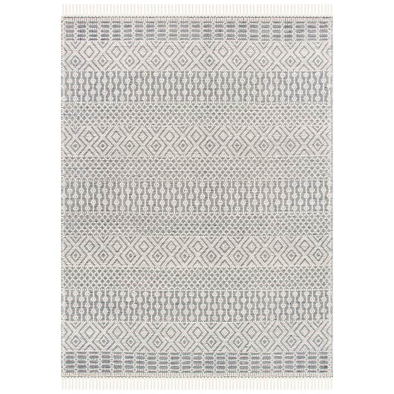 SAFAVIEH Handmade Natura Estel Wool Fringe Rug