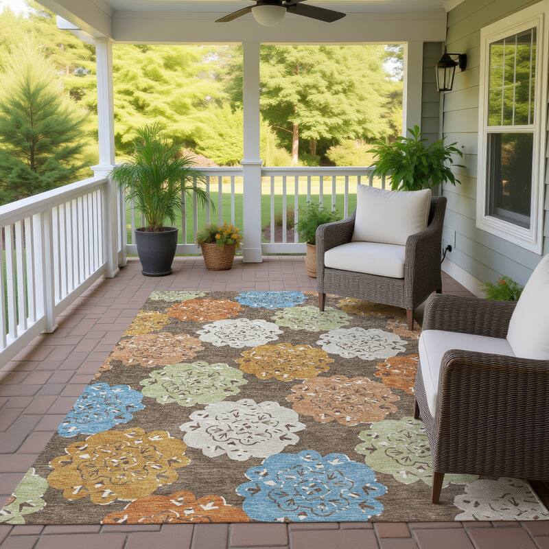 Machine Washable Indoor/ Outdoor Global Motif Chantille Rug