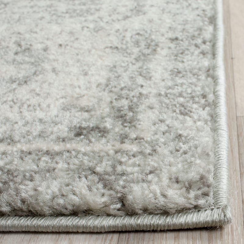 SAFAVIEH, Evoke Karola Vintage Boho Rug