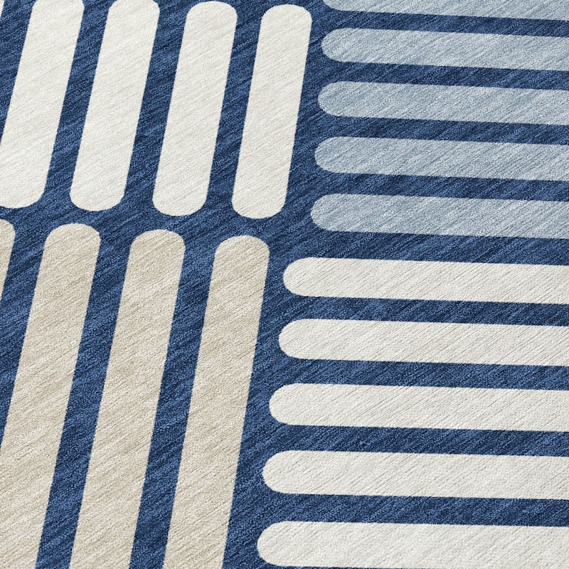 Machine Washable Indoor/ Outdoor Modern Weave Chantille Rug