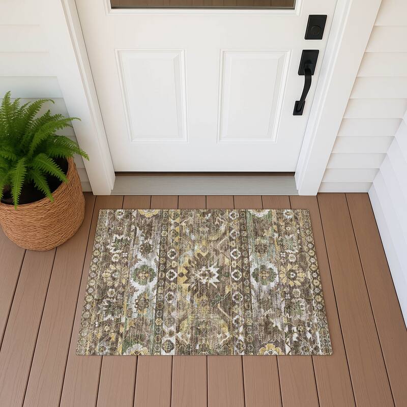 Machine Washable Indoor/ Outdoor Traditional Hudson Chantille Rug - Brown - 1'8" x 2'6"