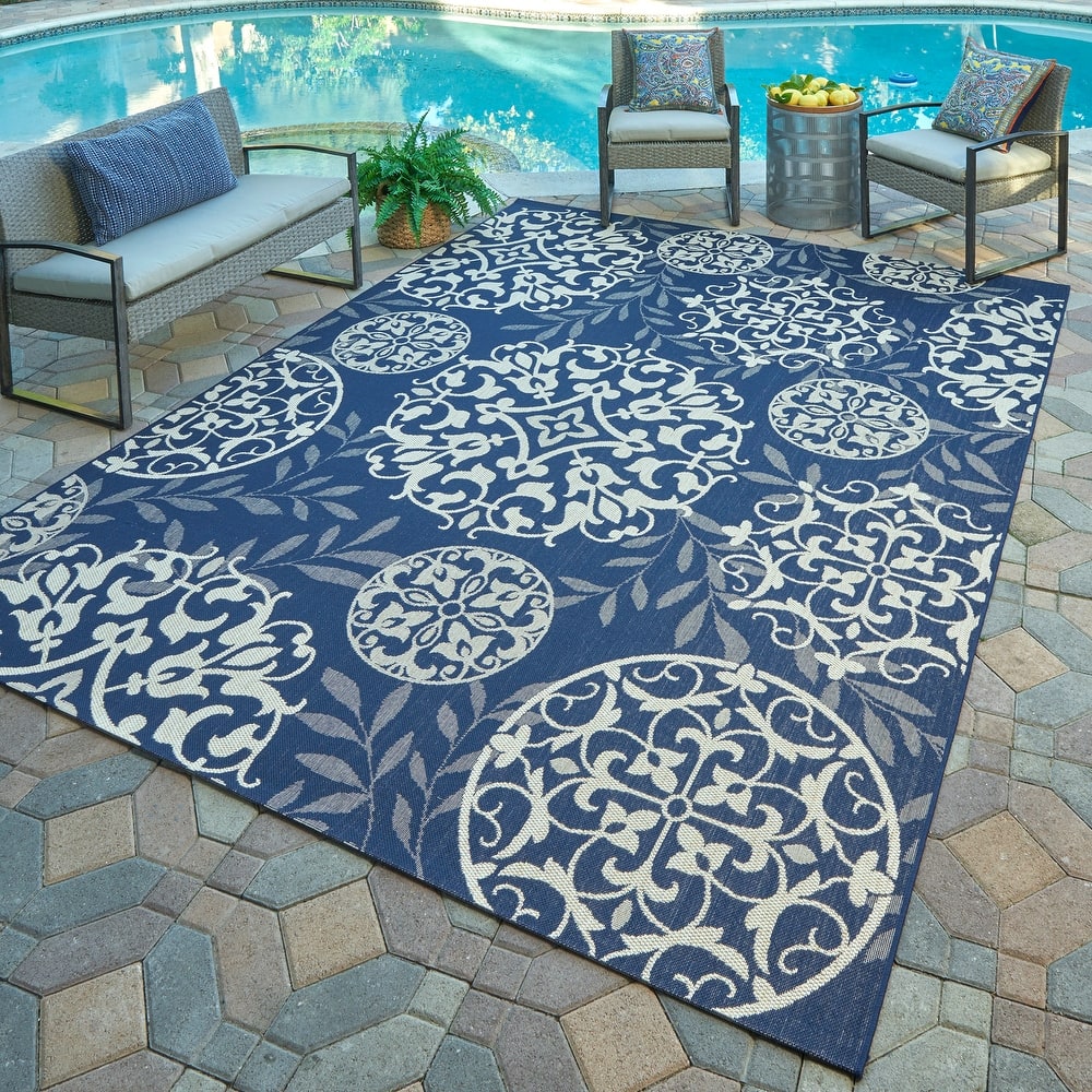 Gertmenian Solterra Bohemian Moroccan Global Weather Resistant Polypropylene Flatweave Indoor/ Outdoor Area Rug Collection