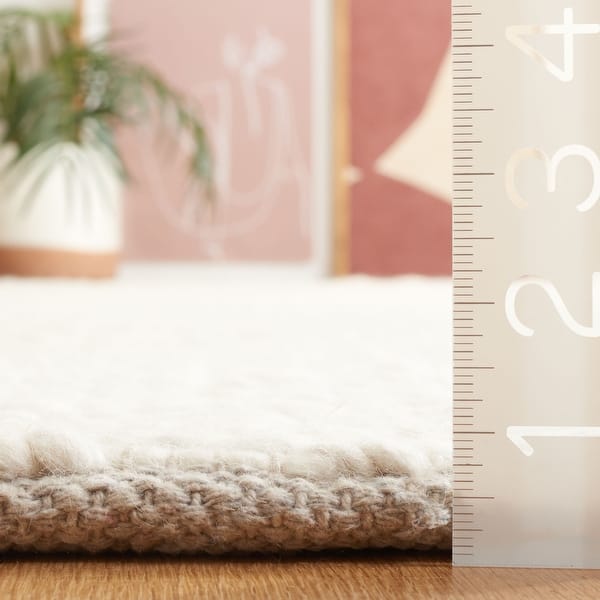 SAFAVIEH Handmade Natura Dzintra Textured Wool Rug