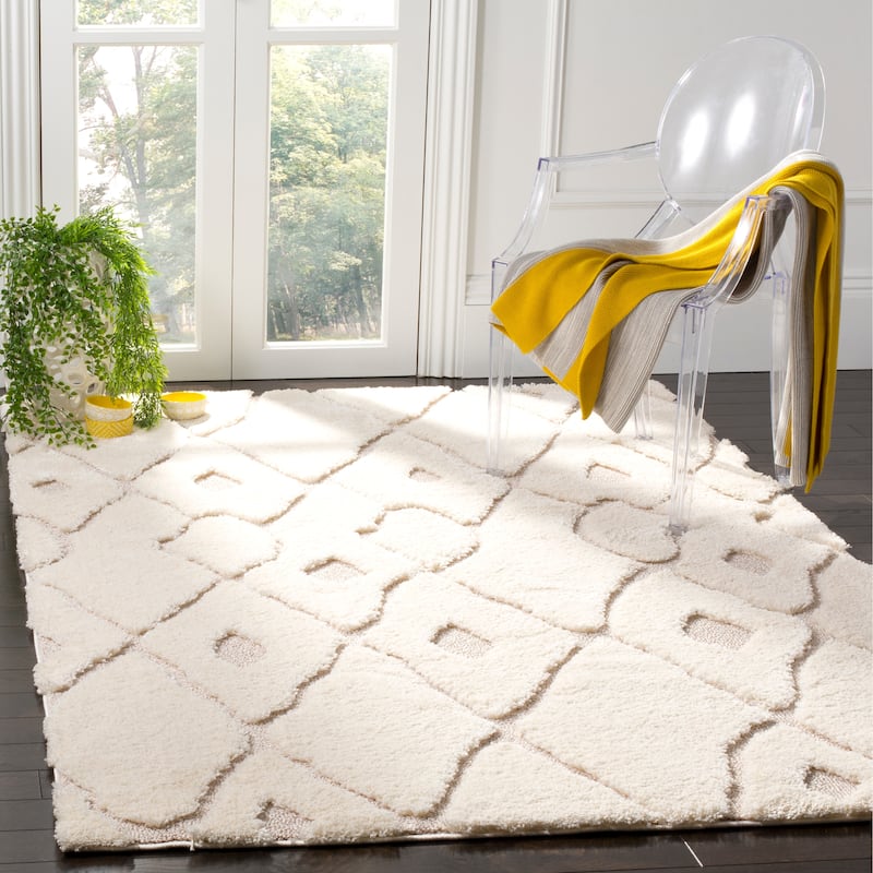 SAFAVIEH Olympia Shag Clytie 1.2-inch Thick Rug - 3' x 5' - Cream/Beige