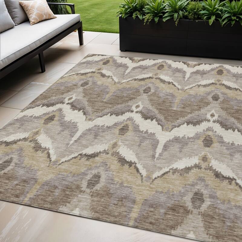HomeRoots Ikat Transitional Rectangle Outdoor Rug - 5' X 8'