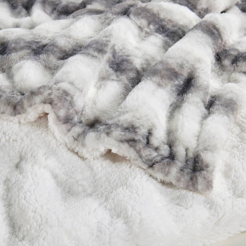 Decorative Soft FauxFur Shar Pei Throw
