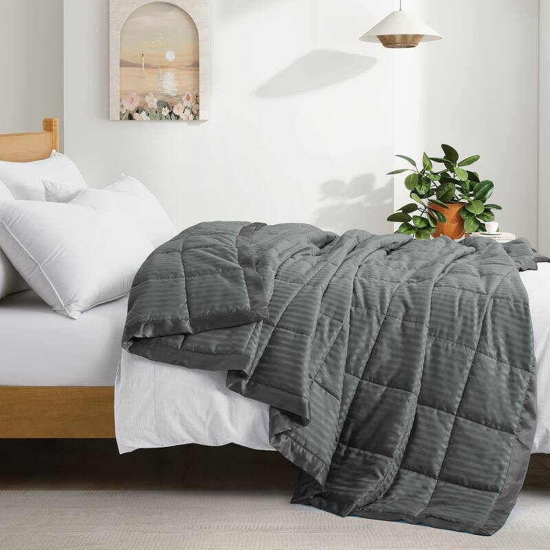 Hotel Quality Luxury Lightweight Jacquard Soft Bed Blanket with Satin Trim, Cozy and Warm - King - Black