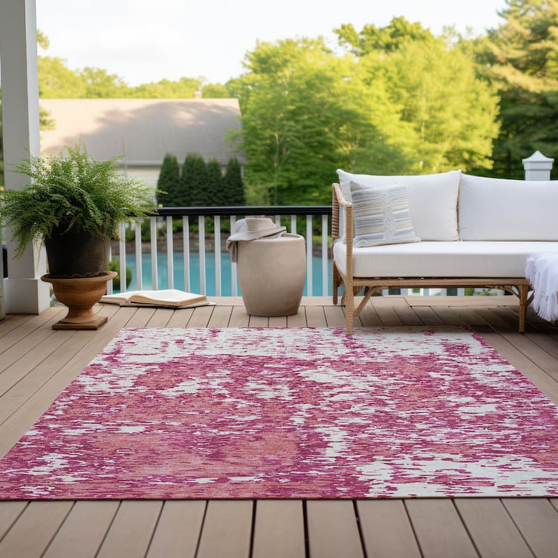 Machine Washable Indoor/ Outdoor Abstract Pixels Chantille Rug
