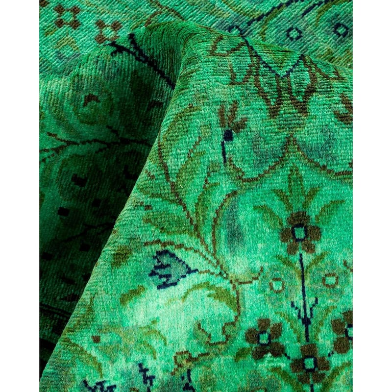 Fine Vibrance, One-of-a-Kind Hand-Knotted Area Rug - Green, 2' 8" x 4' 4" - 2' 8" x 4' 4"