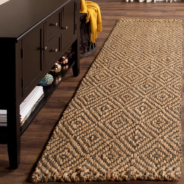 SAFAVIEH Handmade Natural Fiber Svana Jute Rug - 2'3" x 8' Runner - Grey