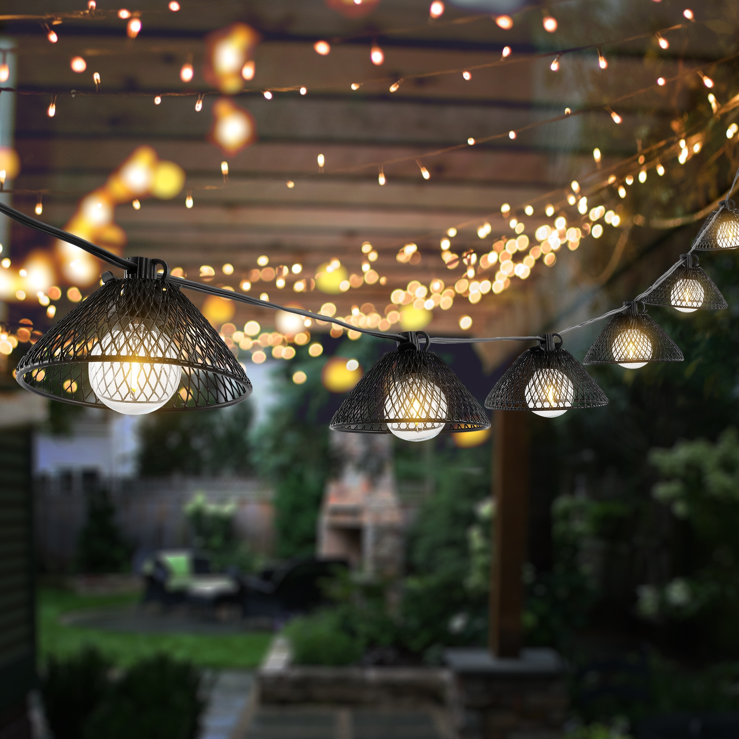 SAFAVIEH Lighting Junia 10 FT Led Outdoor String Lights - Black