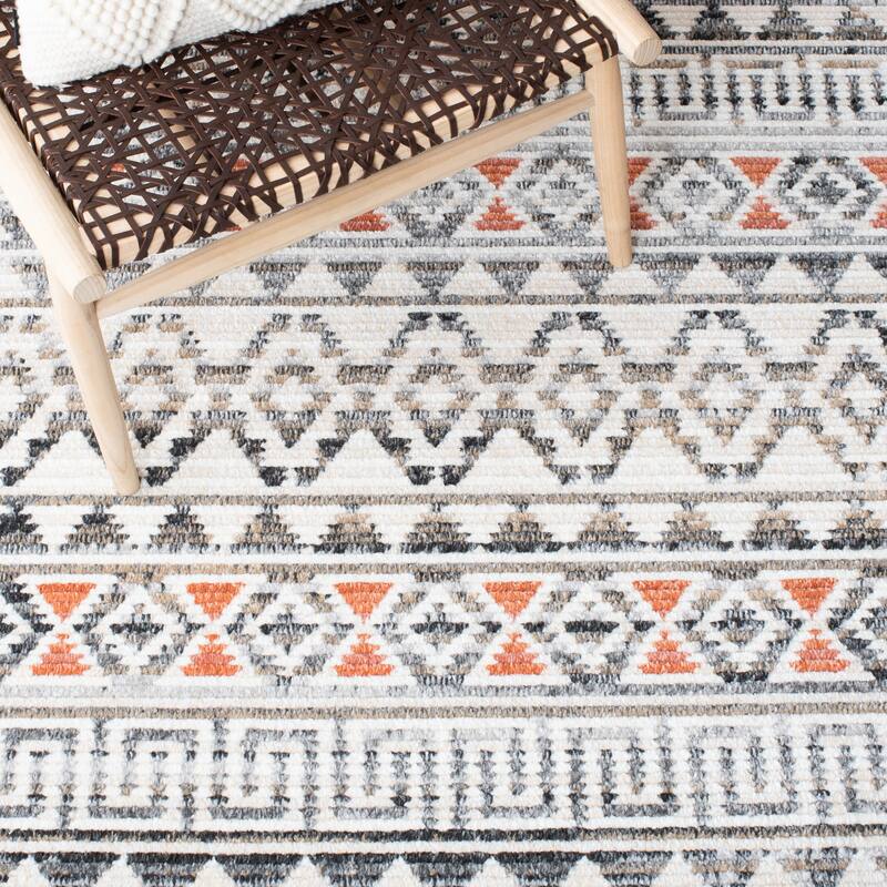 SAFAVIEH Sedona Elmire Boho Tribal Fringe Rug