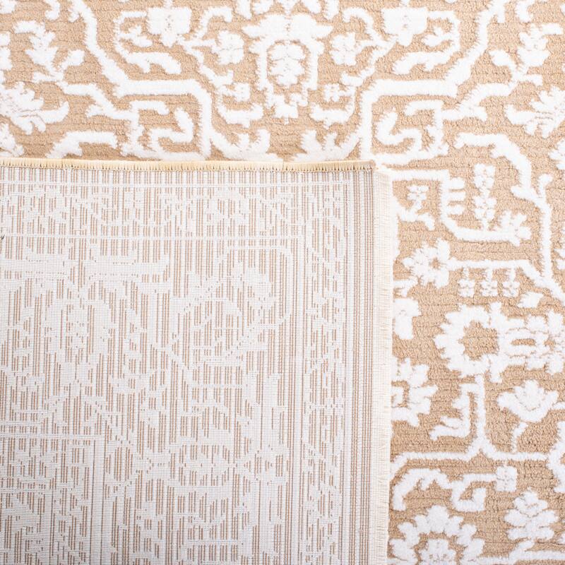Martha Stewart by SAFAVIEH Kaatje Modern Rug