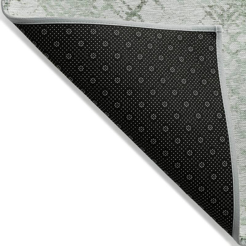 Machine Washable Indoor/ Outdoor Chantille Distressed Trellis Rug