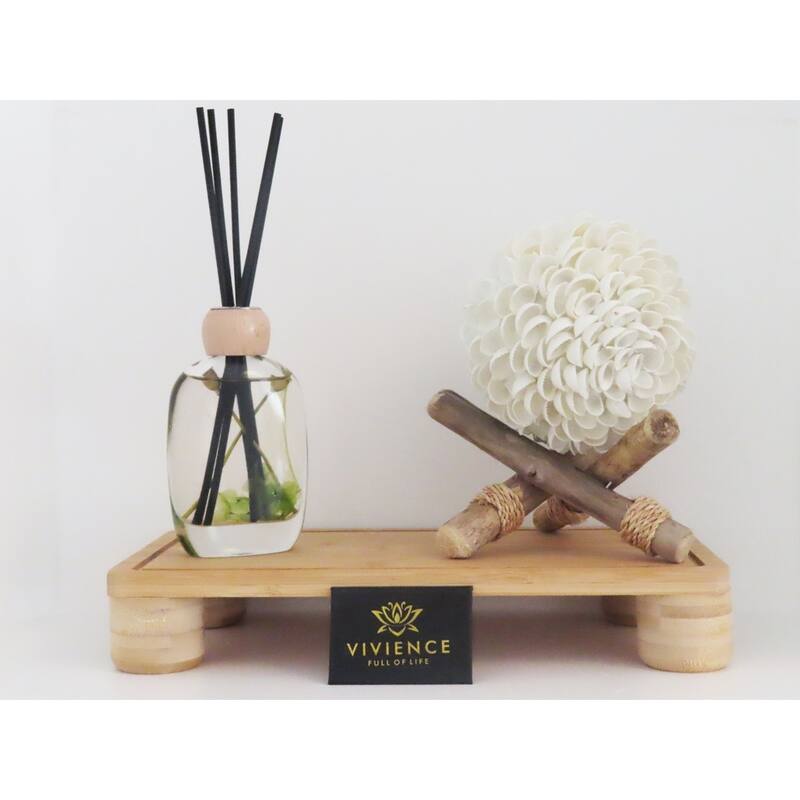 Reed Diffuser with Green Flowers, Lily of the Valley Scent