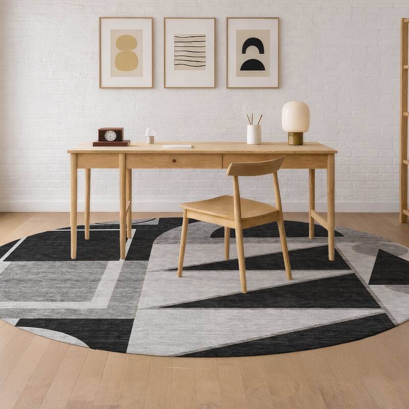 Machine Washable Indoor/ Outdoor Modern Crowley Chantille Rug