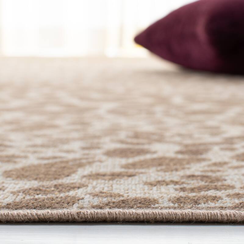 SAFAVIEH Atlas Altina Traditional Oriental Viscose Rug