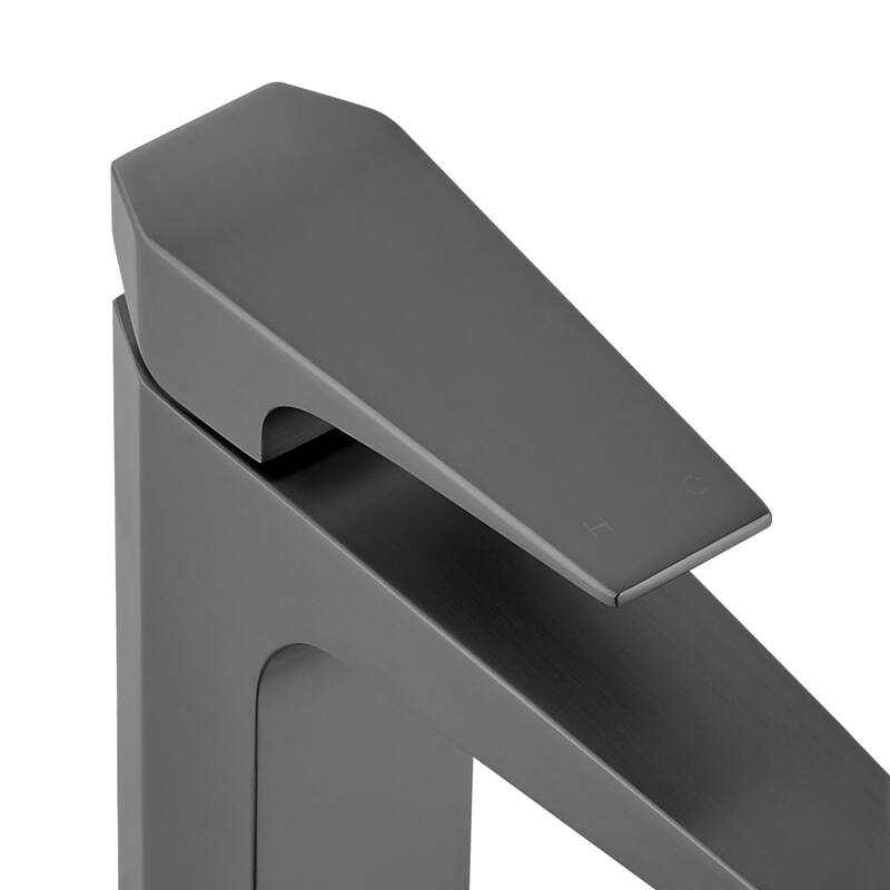 Swiss Madison SM-BF40 Voltaire 1.2 GPM Single Hole Bathroom Faucet