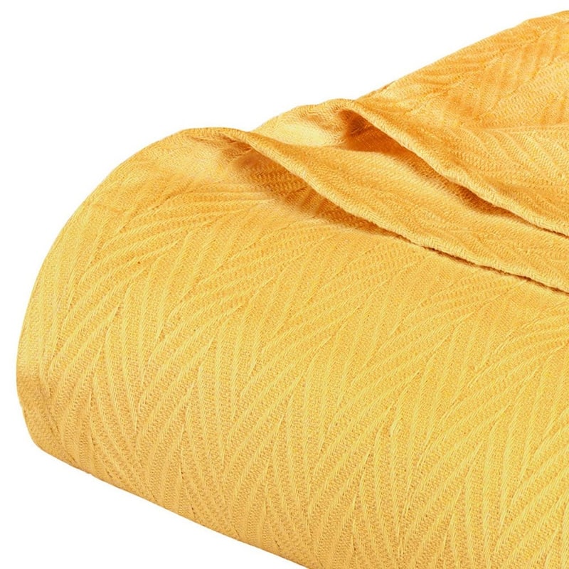 HomeRoots King Gold Cotton Woven Chevron Blanket