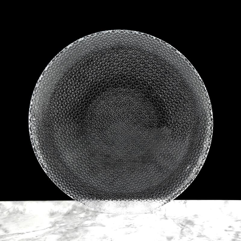 Versatile Gilded Glass Dinnerware with Pebble Pattern and Distressed Finish