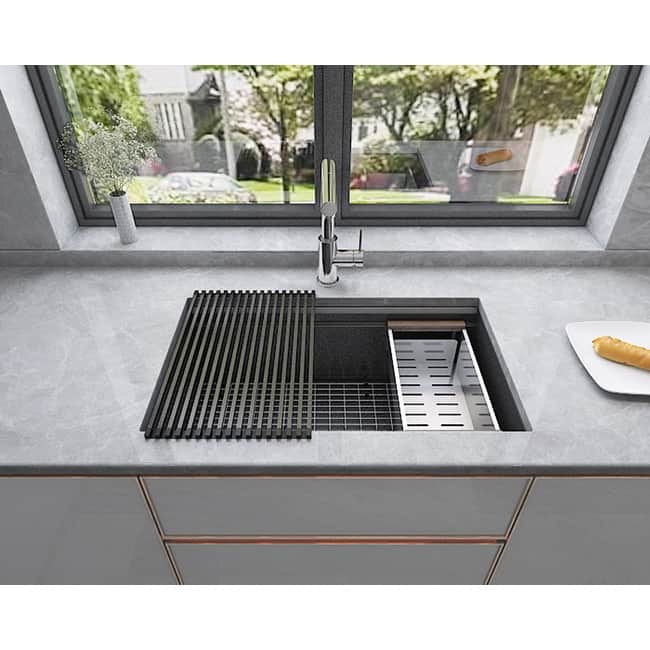 32 in. Black Stainless Steel ALL-IN-ONE Workstation 16-Gauge Undermount Single Bowl Kitchen Sink w/ Build-in Ledge Accessories