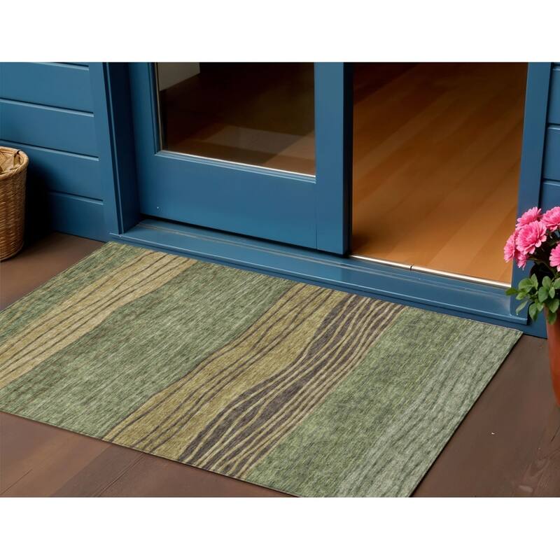 HomeRoots Striped Transitional Rectangle Outdoor Rug - 3' x 5'