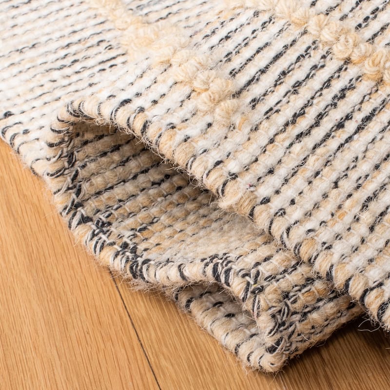 SAFAVIEH Handmade Vermont Sebrina Boho Wool Rug