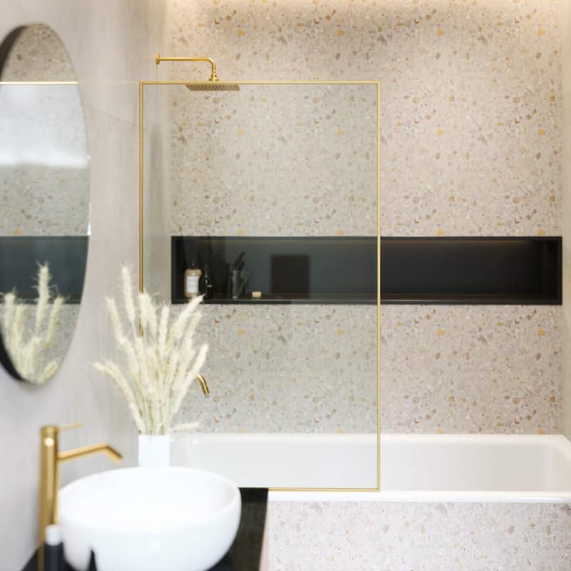 Full Frame Fixed Tub Clear Tempered Shower Glass Panel