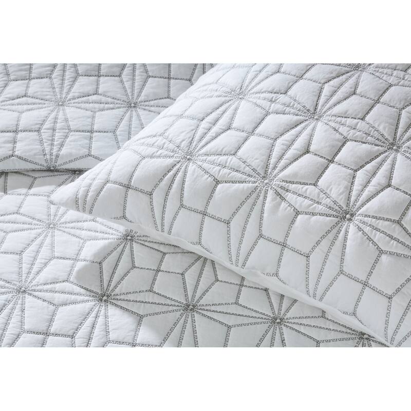 Victoria, White/Grey Sham, Euro