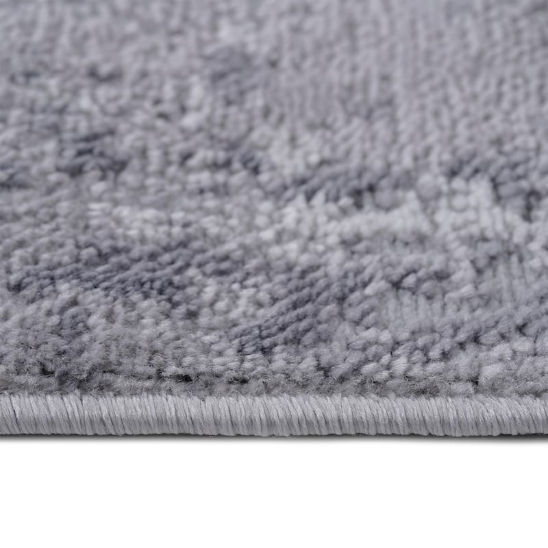 Besma Luxury Modern Area Rug With Abstract Patterns (Light Grey) - 2'2" x 8' Runner