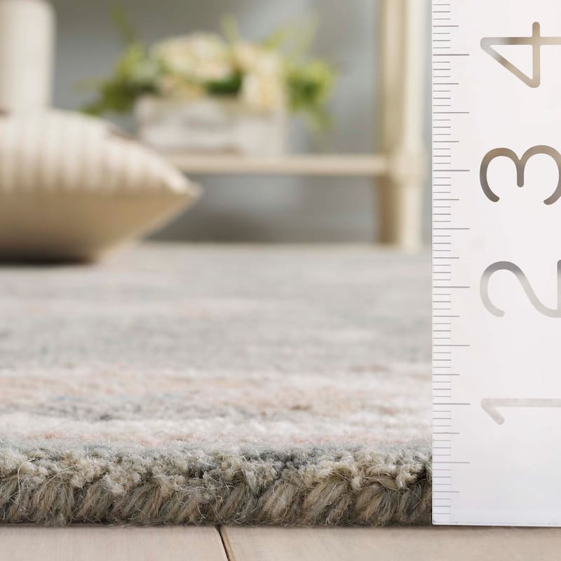 SAFAVIEH Handmade Heritage Sigþridur Traditional Wool Rug