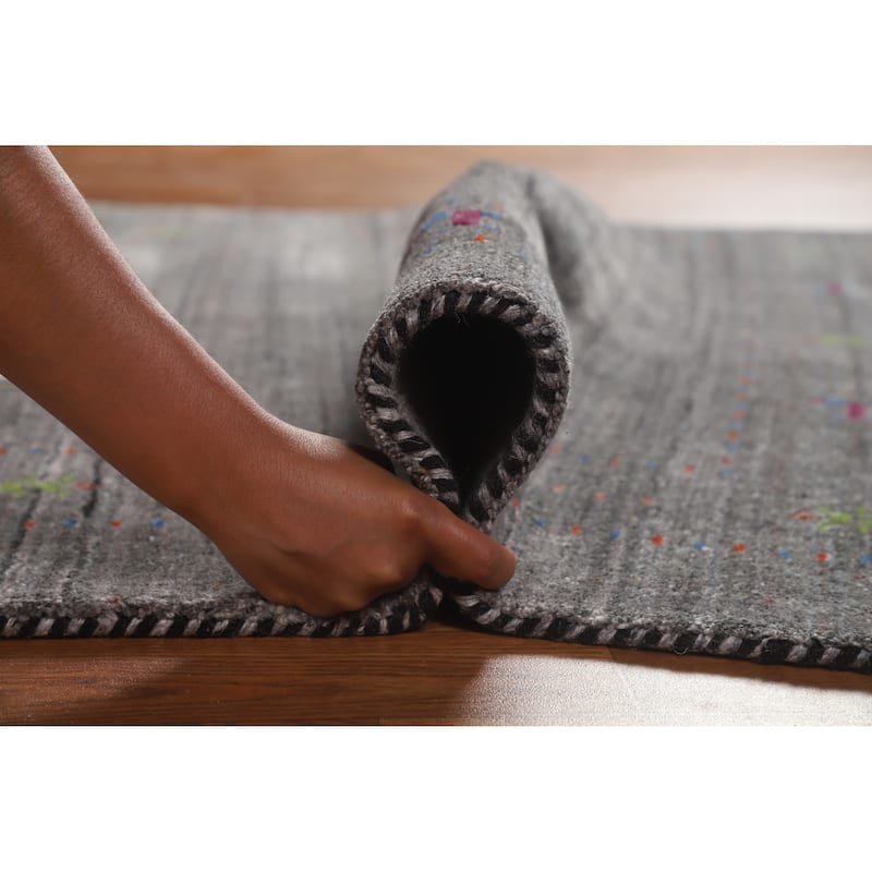 Hand Knotted Oriental 100% Wool Carpet Tribal Tribal Greys & Charcoal Gabbeh Area Rug - 5' 9'' X 4' 1''