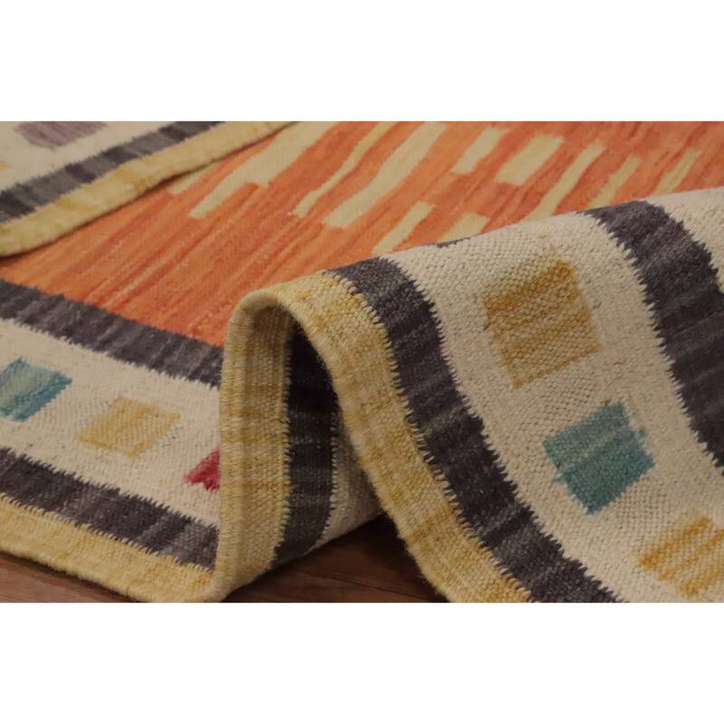 Hand Woven Oriental 100% Wool Carpet Southwestern Tribal Oranges & Rust Kilim Area Rug - 5' 11'' X 4' 1''
