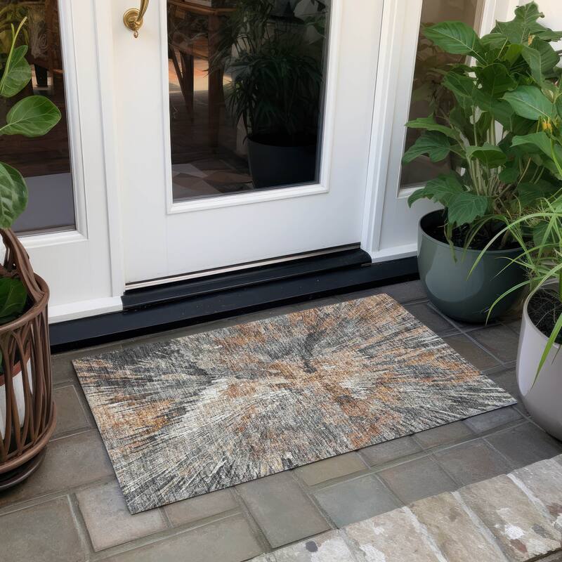 Machine Washable Indoor/ Outdoor Abstract Burst Chantille Rug - Copper - 1'8" x 2'6"