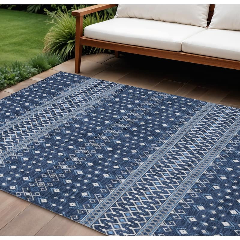 HomeRoots Tribal Transitional Rectangle Outdoor Rug - 10' X 14'