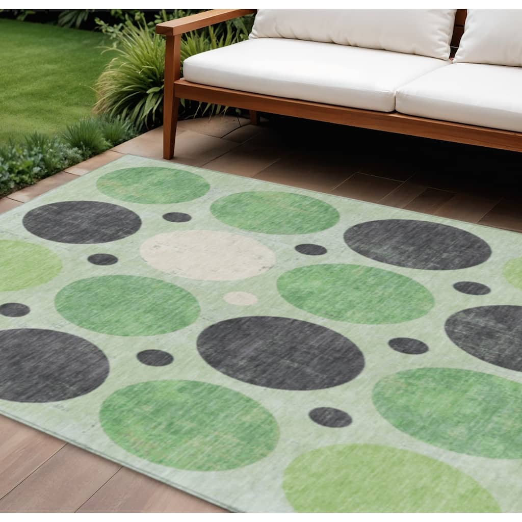 HomeRoots Geometric Transitional Rectangle Outdoor Rug