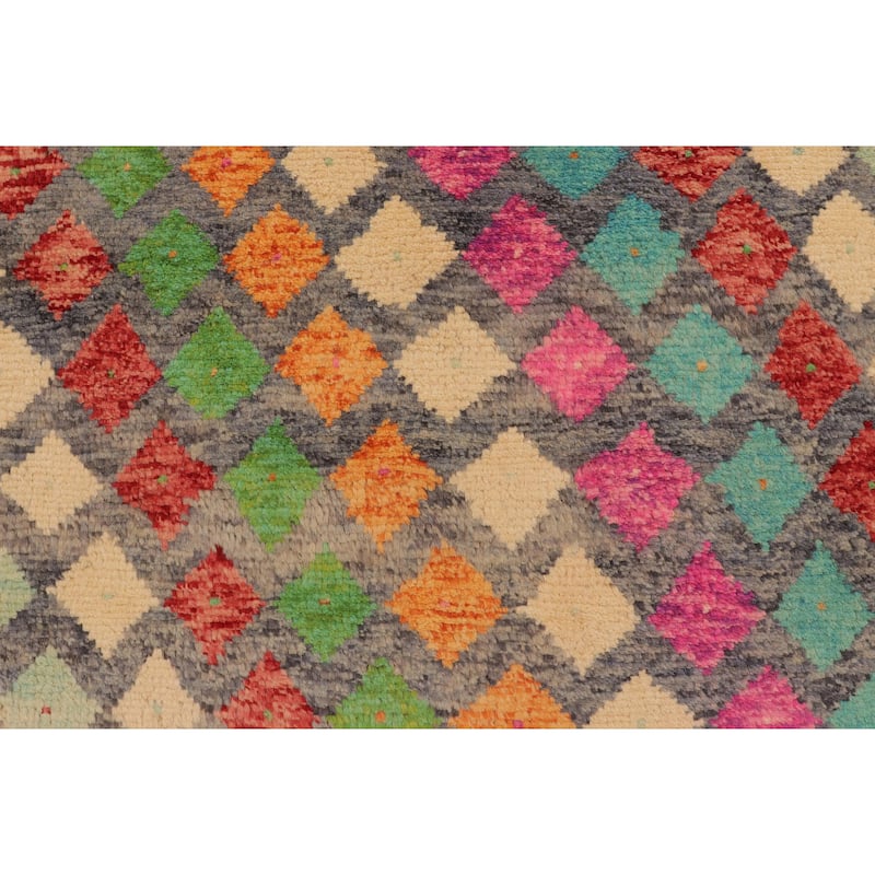 Boho Chic Balochi Stephenson Gray/Red Hand Knotted Wool Rug - 4'2'' x 6'1''