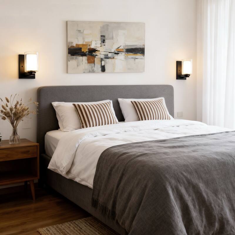 Matte Black/Brushed Nickel 1-Light Indoor Bathroom Vanity Light Wall Sconce with Dual Glass Shades