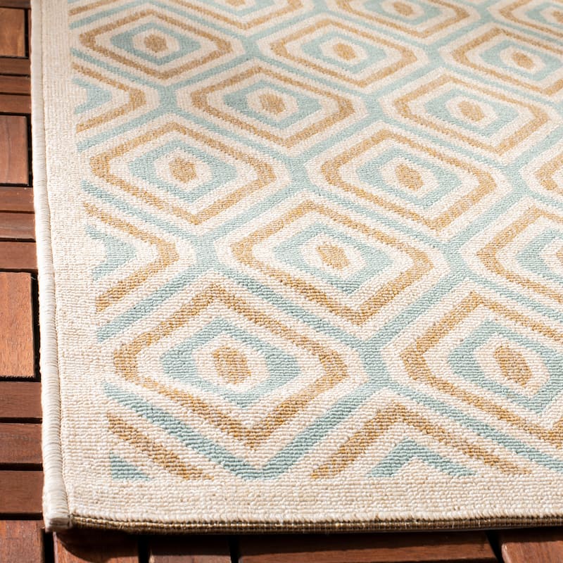 SAFAVIEH Veranda Vered Indoor/ Outdoor Waterproof Patio Backyard Rug - Cream/Chocolate - 5'3" x 7'7"