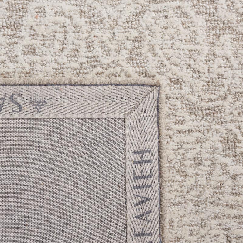 SAFAVIEH Handmade Metro Lorenzina French Country Wool Rug