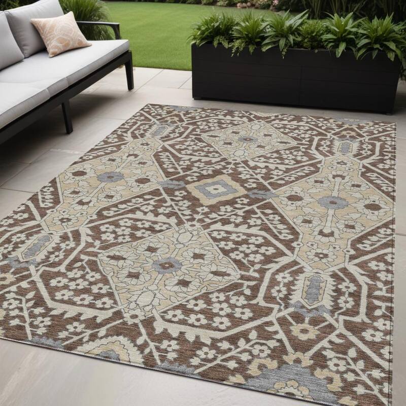 HomeRoots Floral Transitional Rectangle Outdoor Rug - 5' X 8'