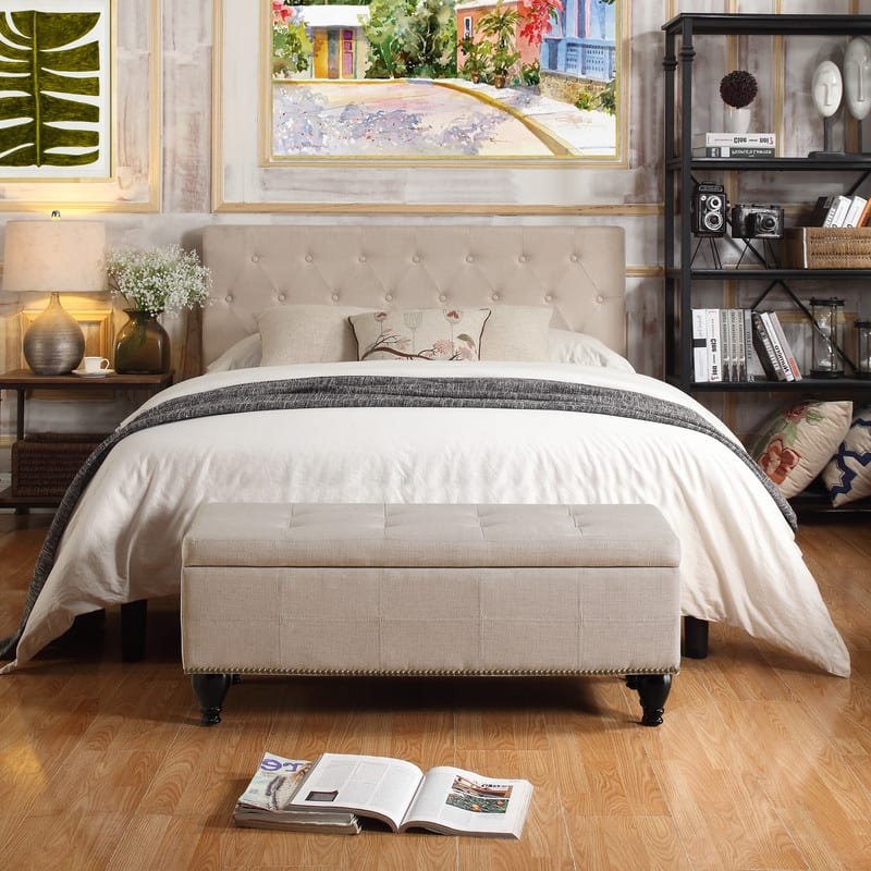 Moser Bay Yedda Tufted Upholstered Flip Top Storage Bench
