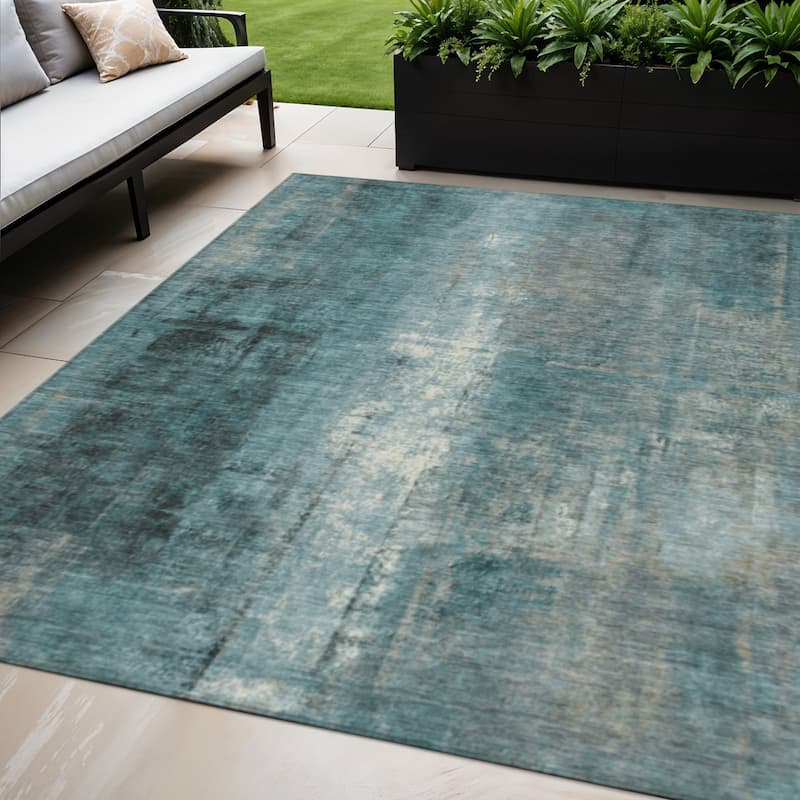 HomeRoots Abstract Transitional Rectangle Outdoor Rug - 5' X 8'