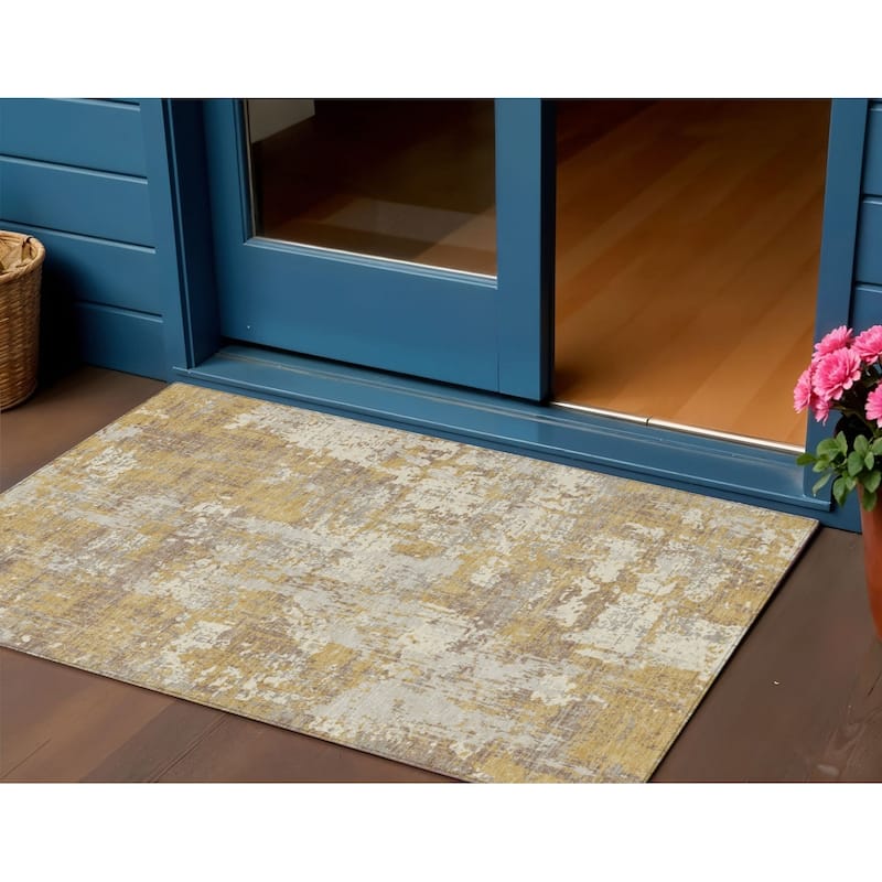 HomeRoots Abstract Transitional Rectangle Outdoor Rug - 3' x 5'