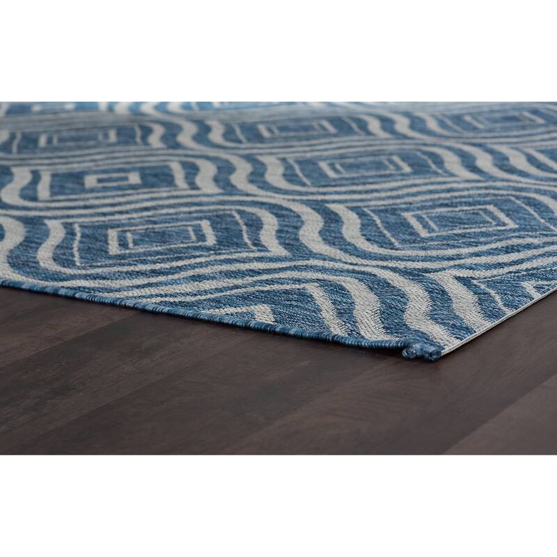 Colonnade Modern & Contemporary Abstract Indoor/Outdoor Area Rug