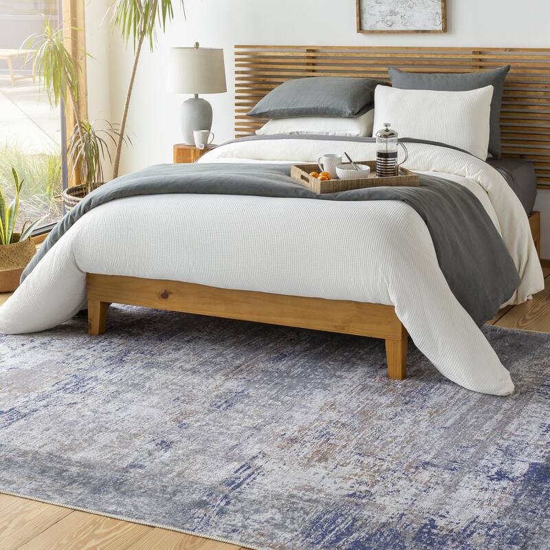 Livabliss Traditional Tahmis Medallion Washable Area Rug